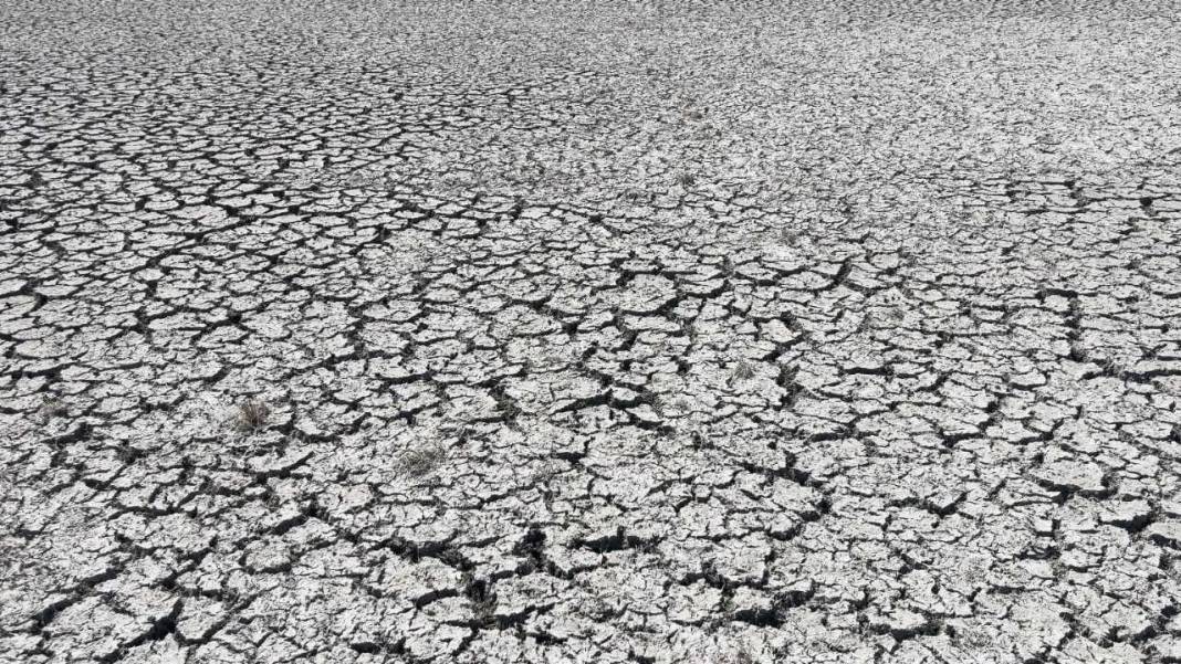 Göller Bölgesi Çöller Bölgesi’ne Dönüşüyor! Eğirdir Gölü Can Çekişiyor 4